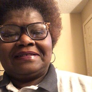 Meet your Posher, Carla